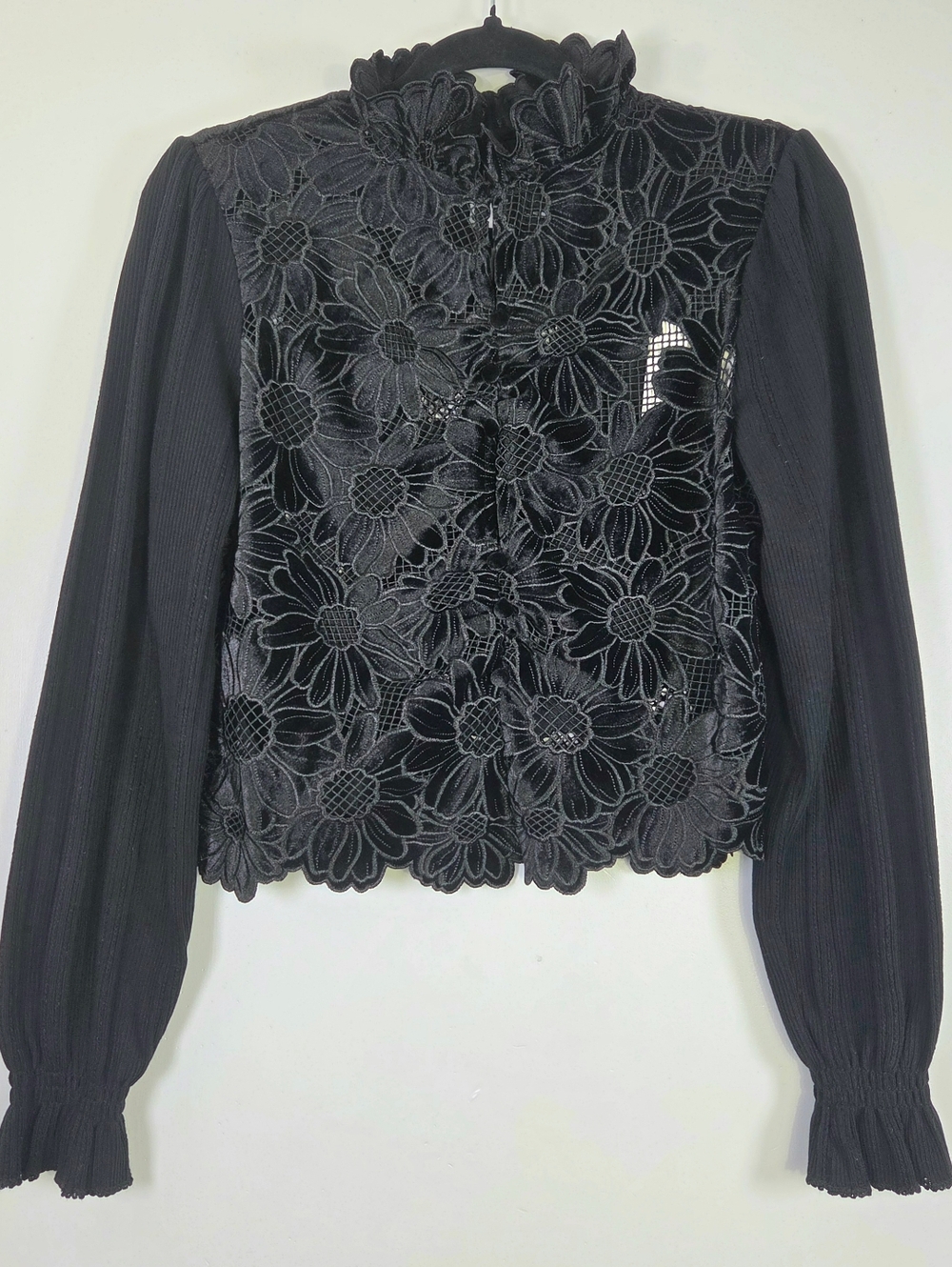 NWT SANDRO FLORAL VELVET GUIPURE LACE MOCK NECK TOP.